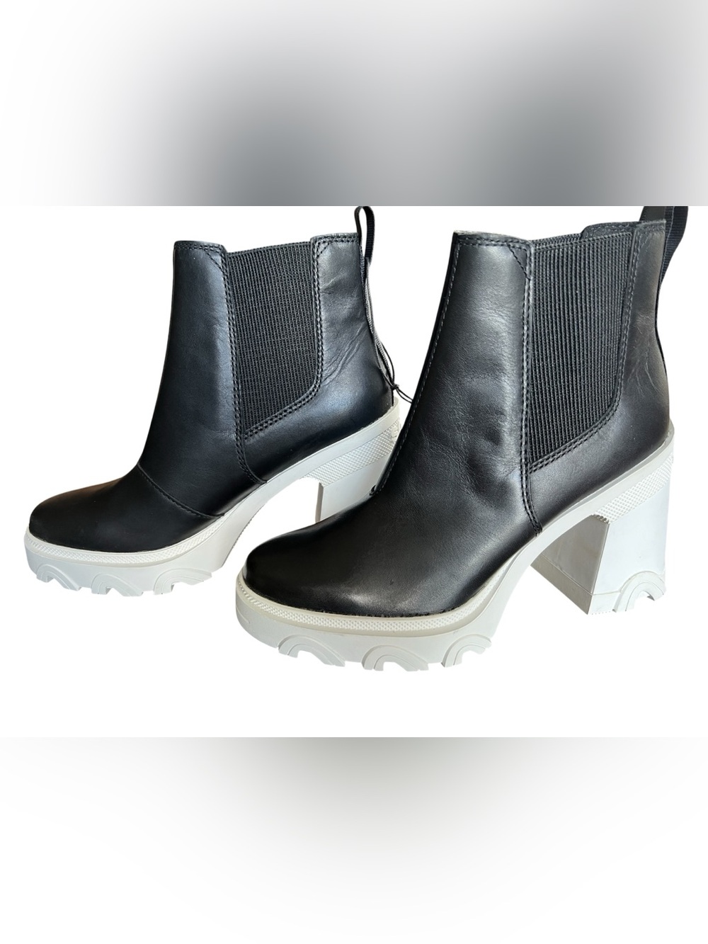 Sorel Brex Chelsea Booties Women’s 6/ 37 Black/ White Waterproof Leather Pull On